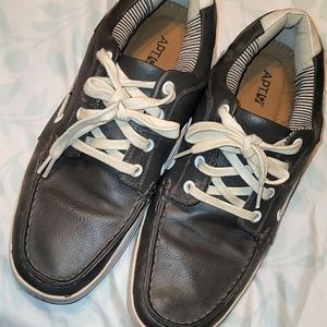 MENS boat shoes